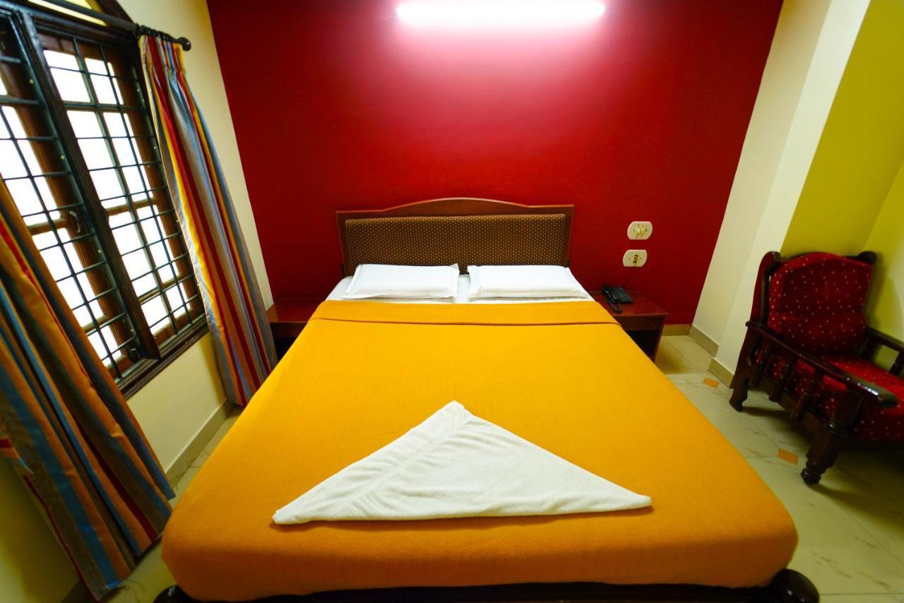 Amogha Residency Hotel Mysore Eksteriør billede